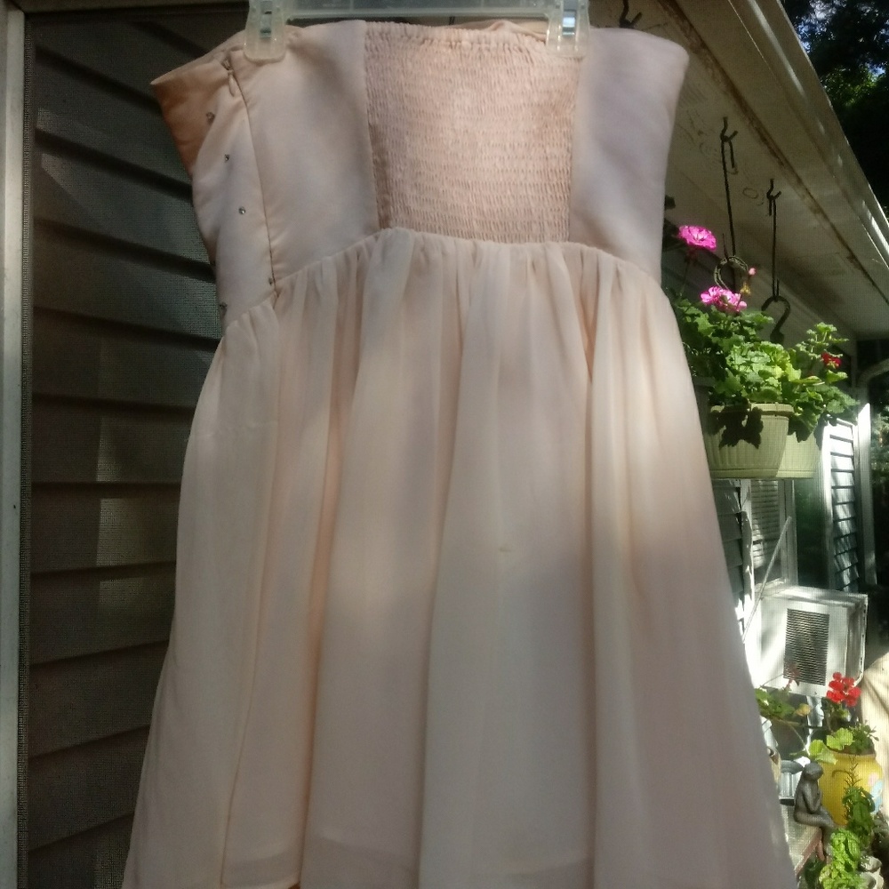 Dress - Picture 4 of 5